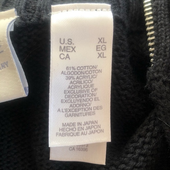 Vtg Black Floral Embroidered Christmas Cardigan - Picture 5 of 7